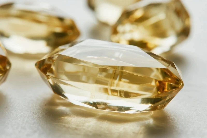 yellowgemstonecompressed600kb yellowgemstonecompressed600kb